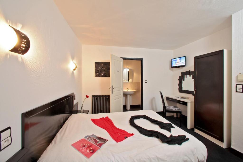 Le Coin Des Halles Hotel 2*